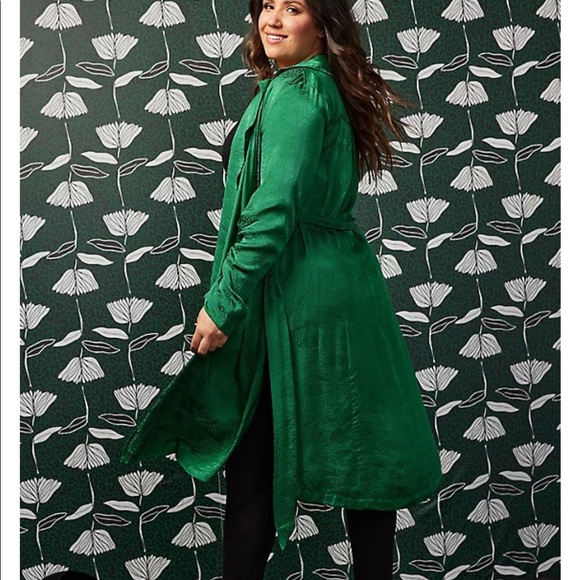 Torrid 2X Sylvia Mollie Green Jacquard Leopard Print Trench Coat NWT - Picture 3 of 8